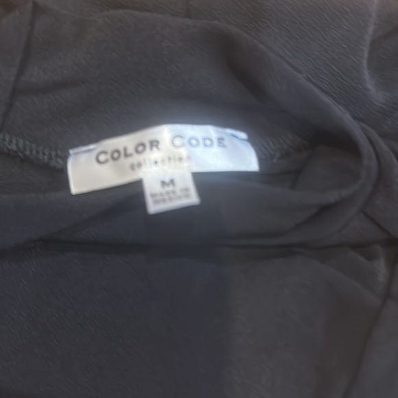 Color Code black dress in excellent condition. - Picture 6 of 8